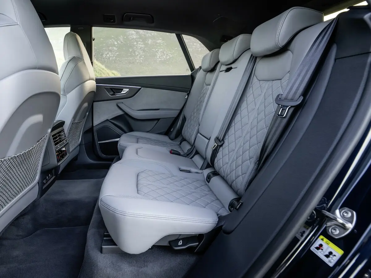 Audi SQ8 I (4M) Рестайлинг Внедорожник 5 дв. — сүрөт 8