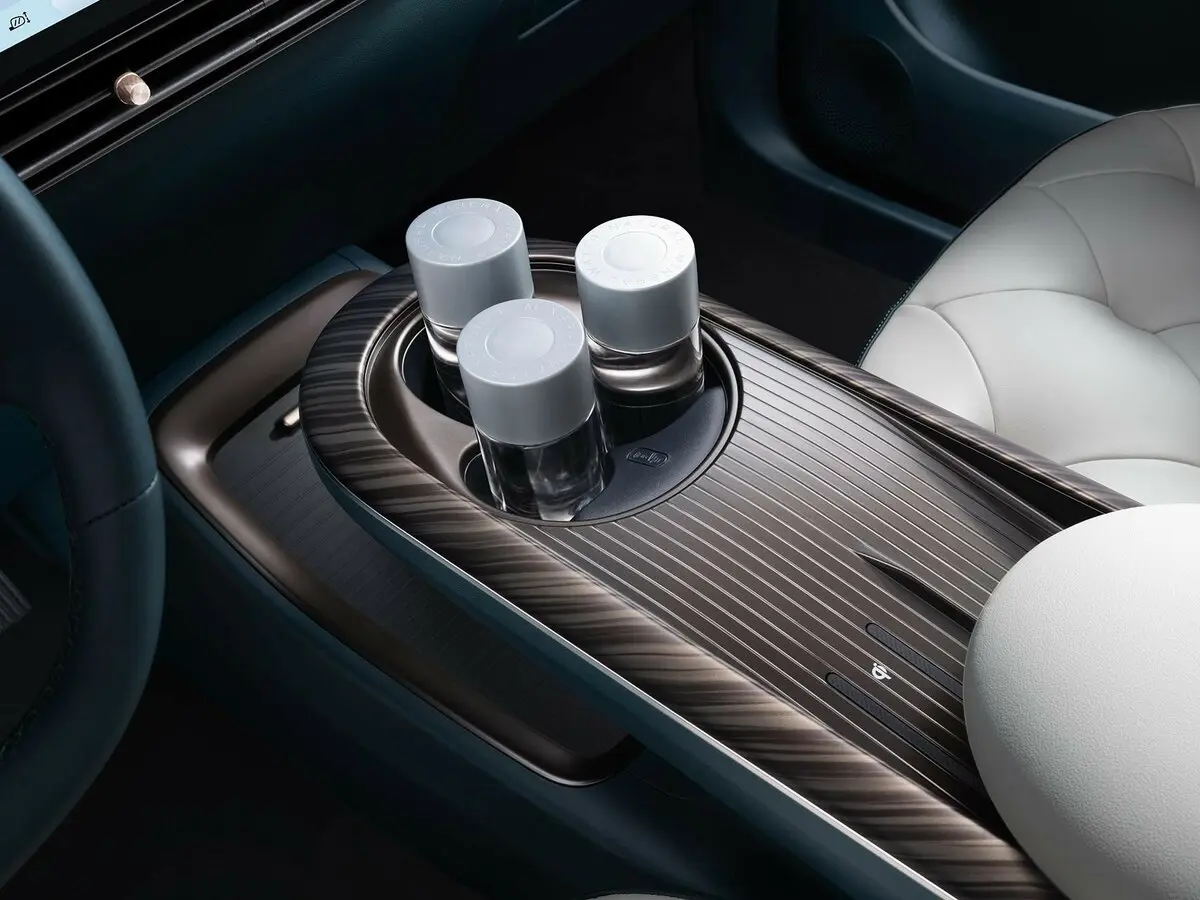 Baojun Yunduo 2023 – н.в. Хэтчбек 5 дв. — photo 15