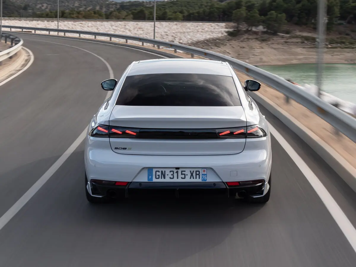 Peugeot 508 II Рестайлинг Лифтбек — сүрөт 4
