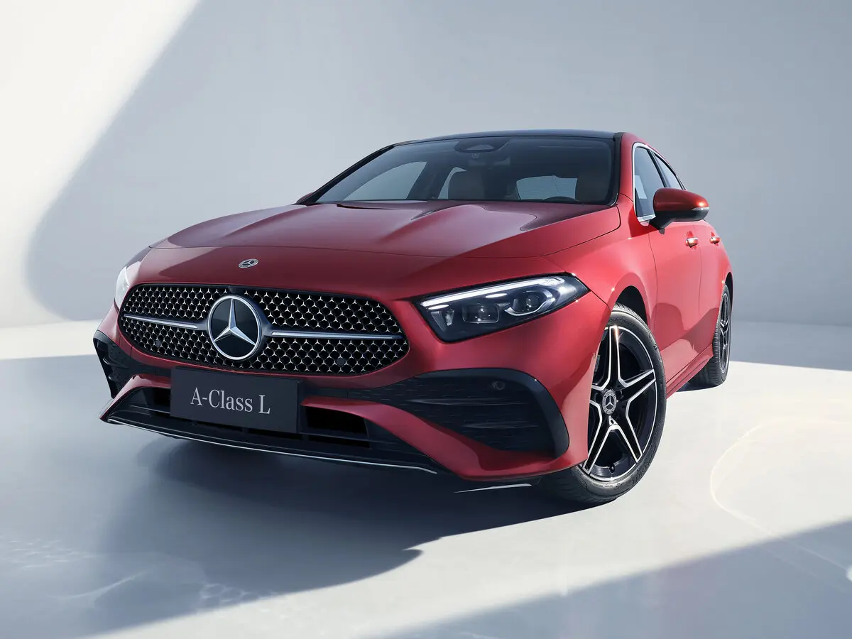 Mercedes-Benz A-Класс IV (W177) Рестайлинг Седан Long — photo 3