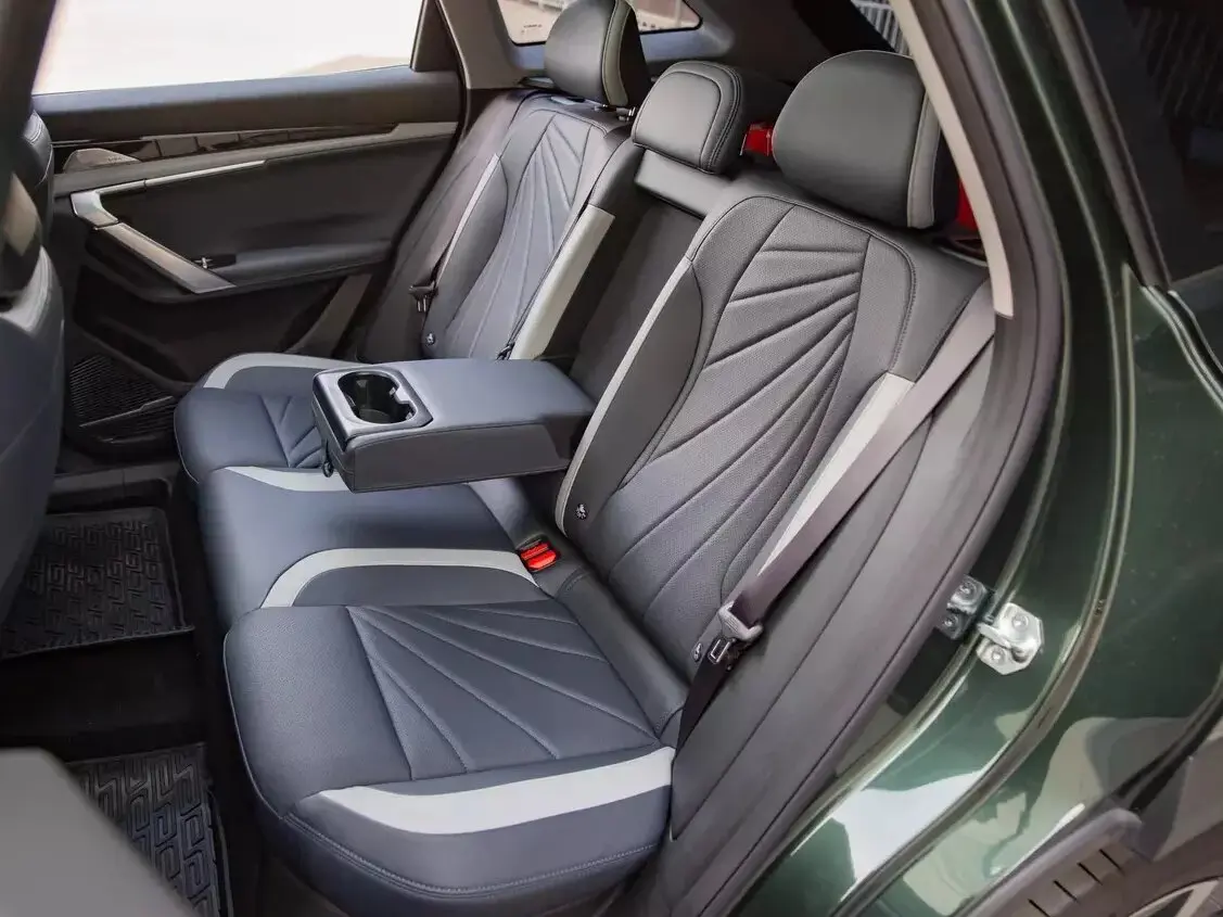 Geely Atlas II Внедорожник 5 дв. — сүрөт 22