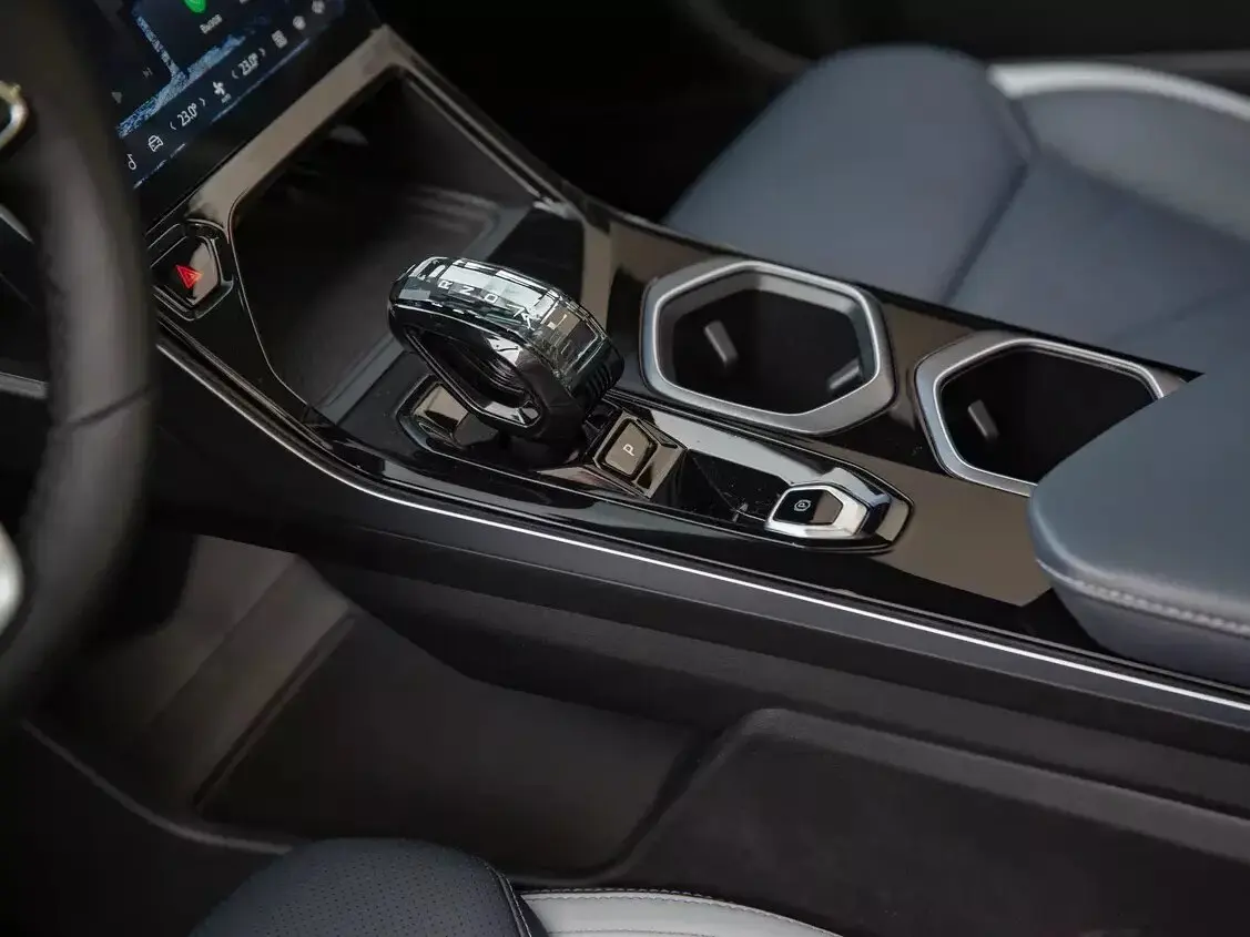 Geely Atlas II Внедорожник 5 дв. — сүрөт 25