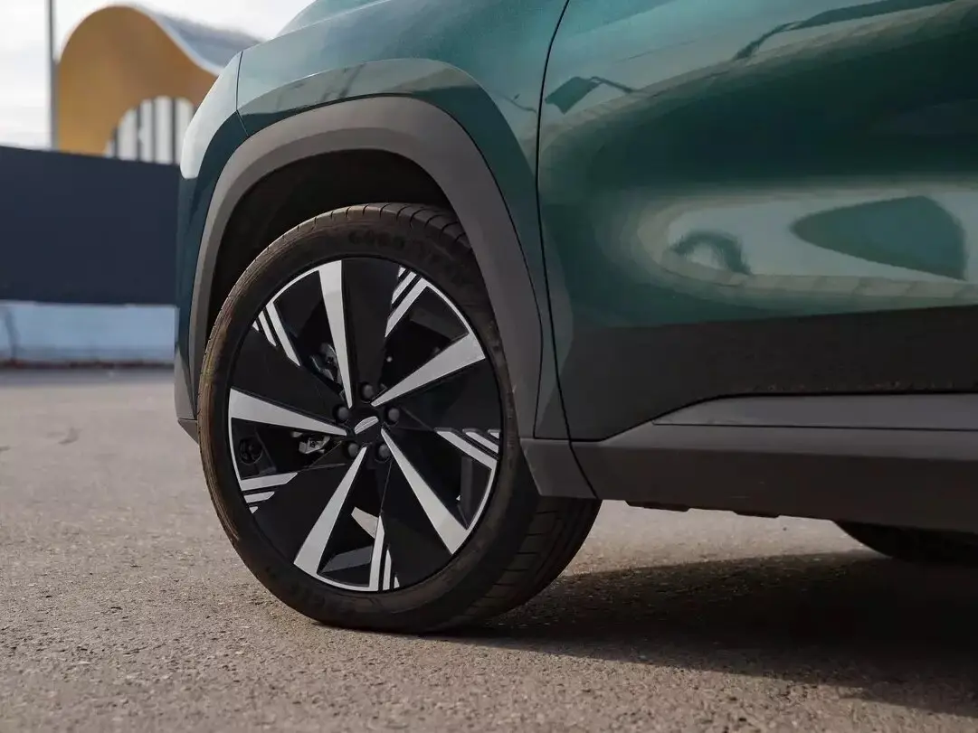 Geely Atlas II Внедорожник 5 дв. — сүрөт 32