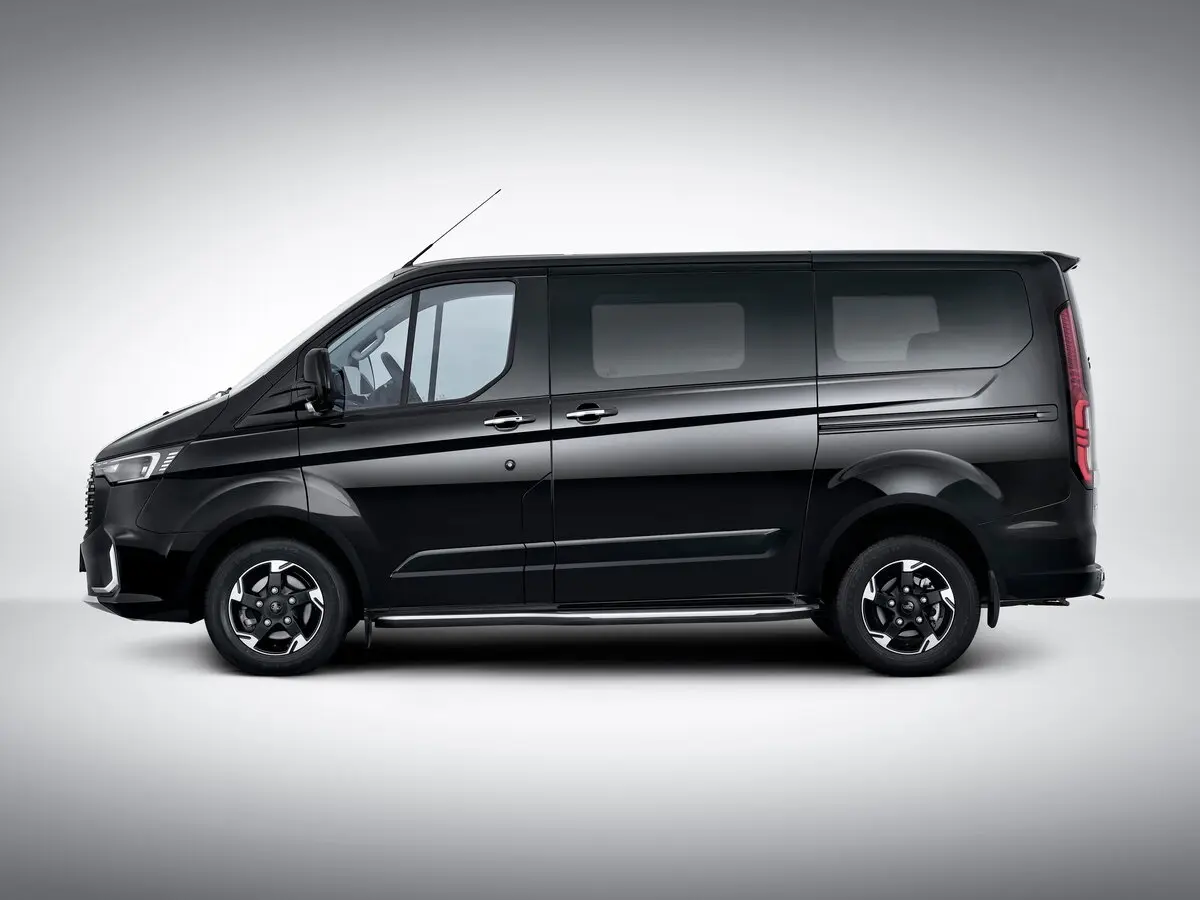 Ford Tourneo Custom I (China Market) Рестайлинг Минивэн — photo 2