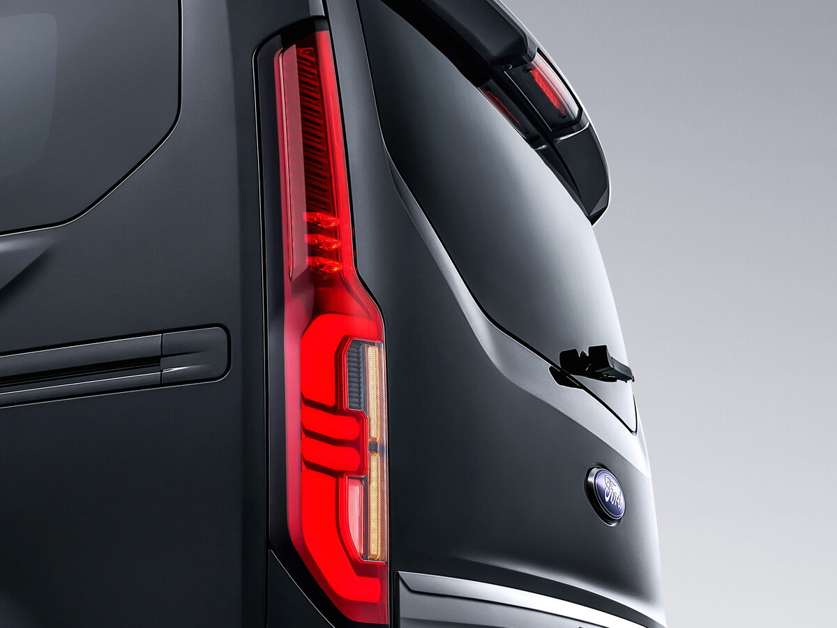 Ford Tourneo Custom I (China Market) Рестайлинг Минивэн — фото 12