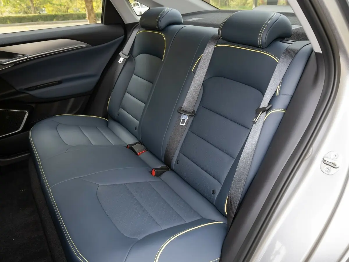Geely Geometry G6 2022 – н.в. Седан — сүрөт 11