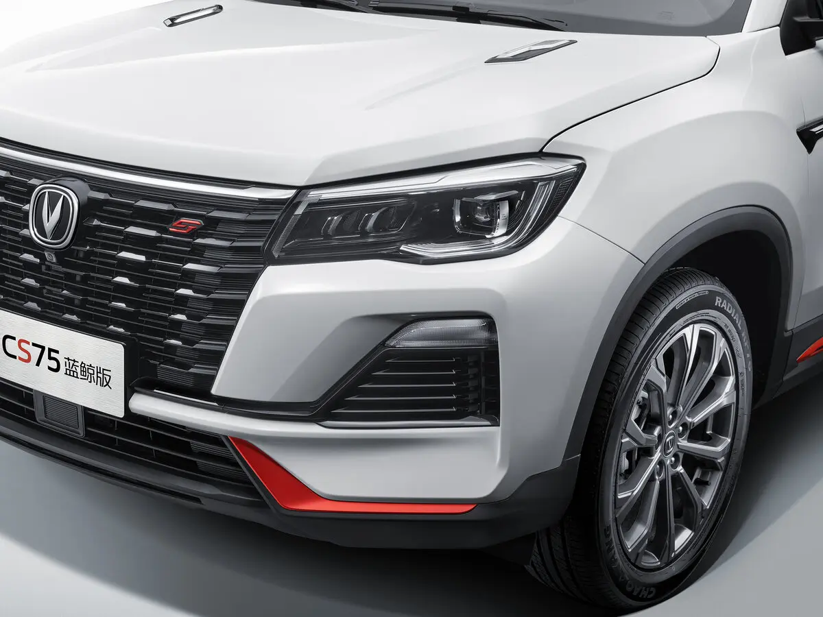 Changan CS75 I Рестайлинг 2 Внедорожник 5 дв. — сүрөт 7