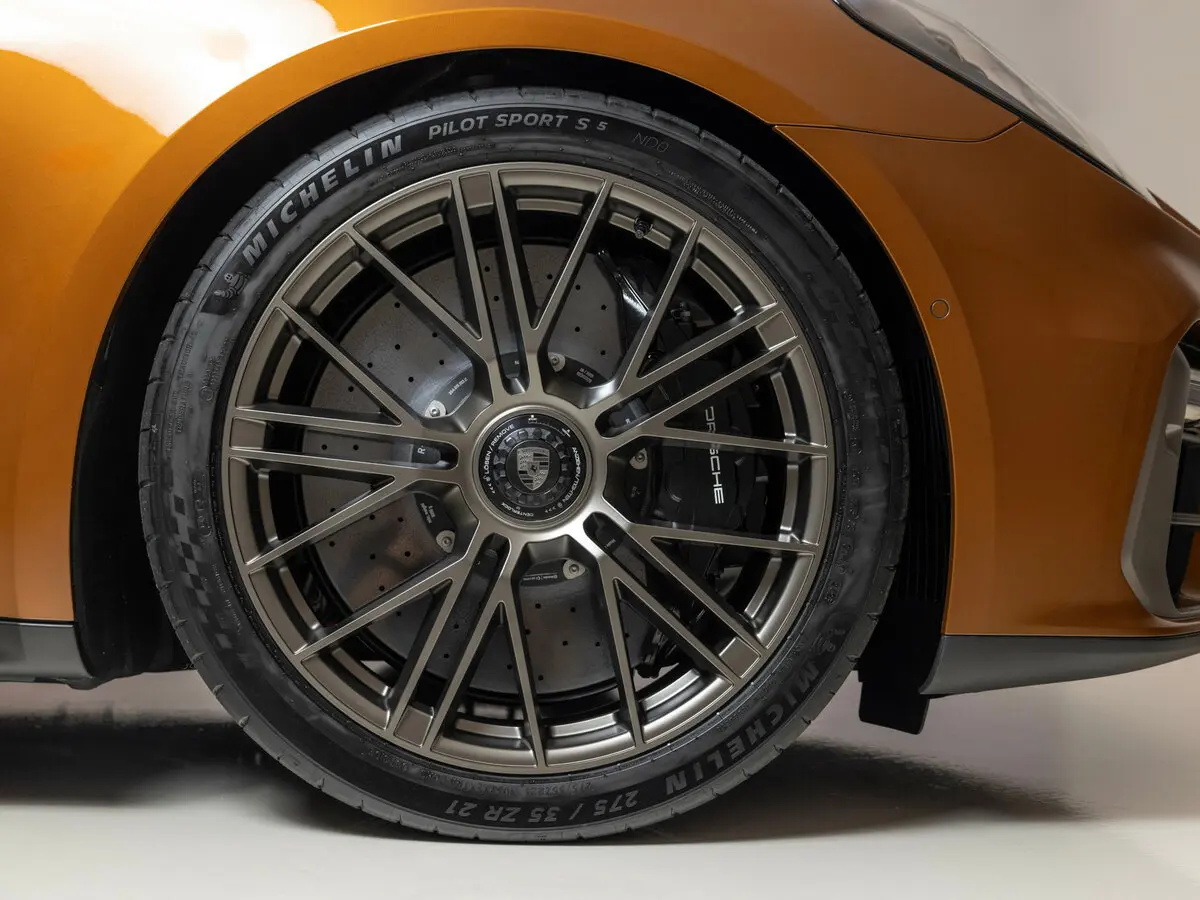 Porsche Panamera III Лифтбек — сүрөт 16