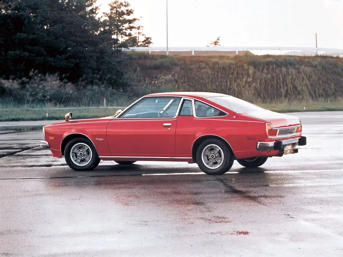 Mazda Cosmo CD Фастбек AP — photo 2
