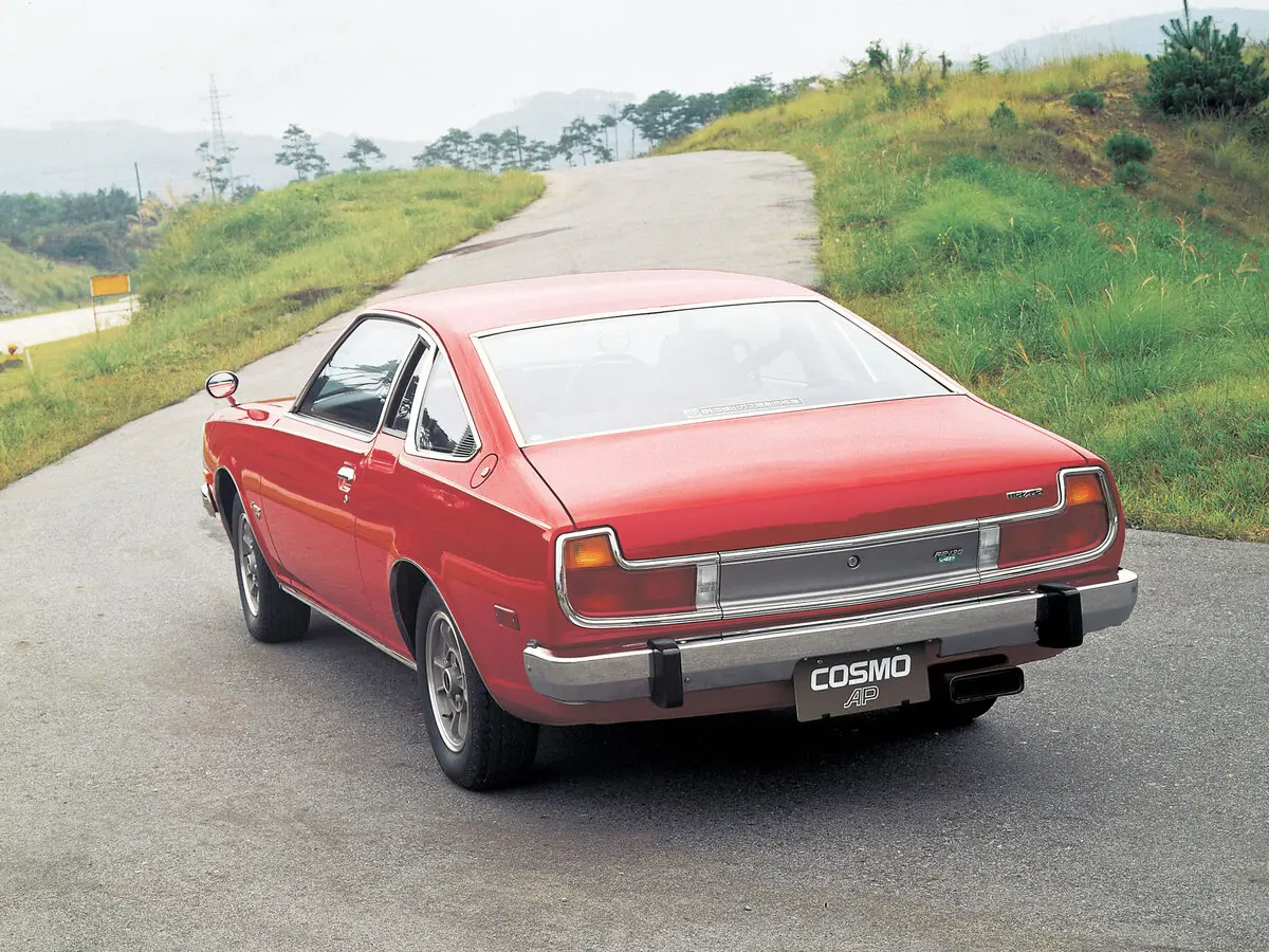 Mazda Cosmo CD Фастбек AP — photo 4