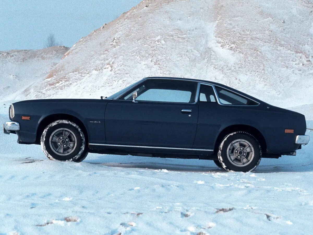 Mazda RX-5 1976 – 1980 Фастбек — photo 2