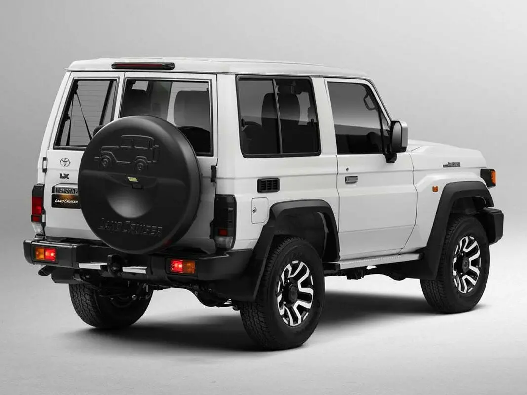 Toyota Land Cruiser 70 Series Рестайлинг 2 Внедорожник 3 дв. 71 — фото 4