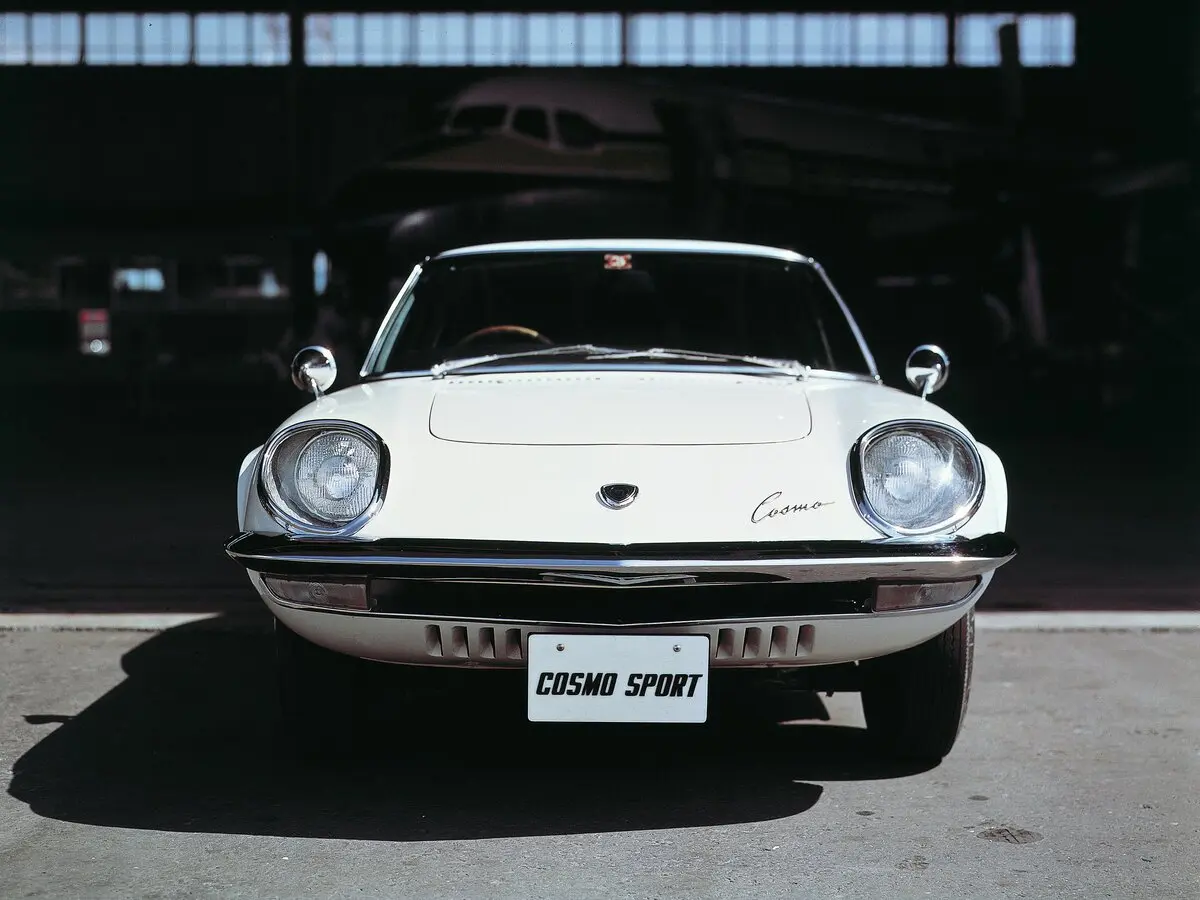 Mazda Cosmo L10 Купе — сүрөт 3