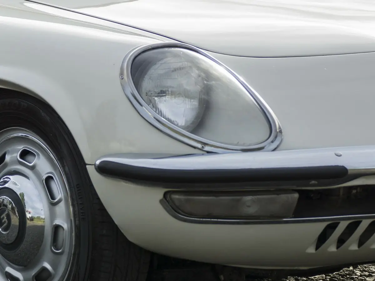 Mazda Cosmo L10 Купе — сүрөт 9