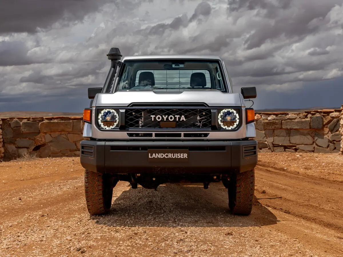 Toyota Land Cruiser 70 Series Рестайлинг 2 Пикап Одинарная кабина 79 — фото 2