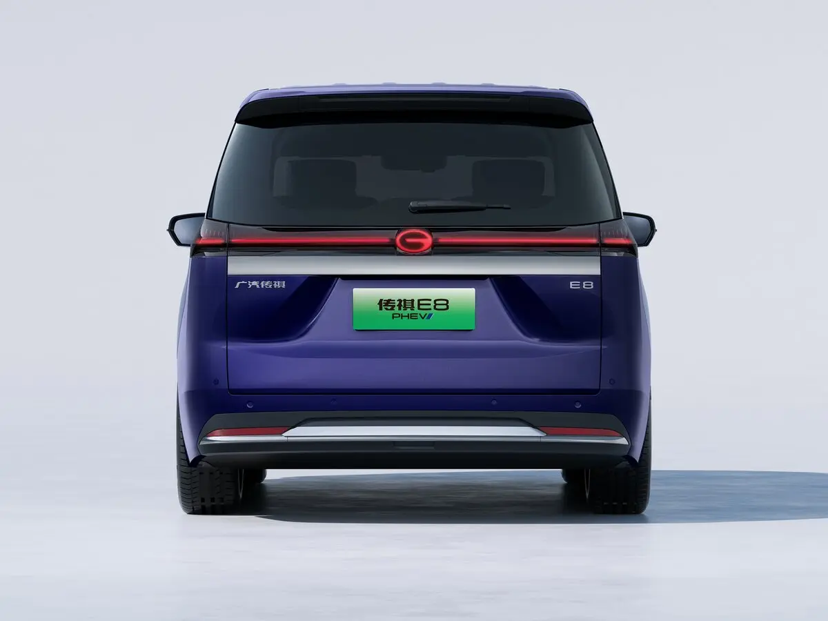 GAC Trumpchi E8 I Минивэн — сүрөт 4