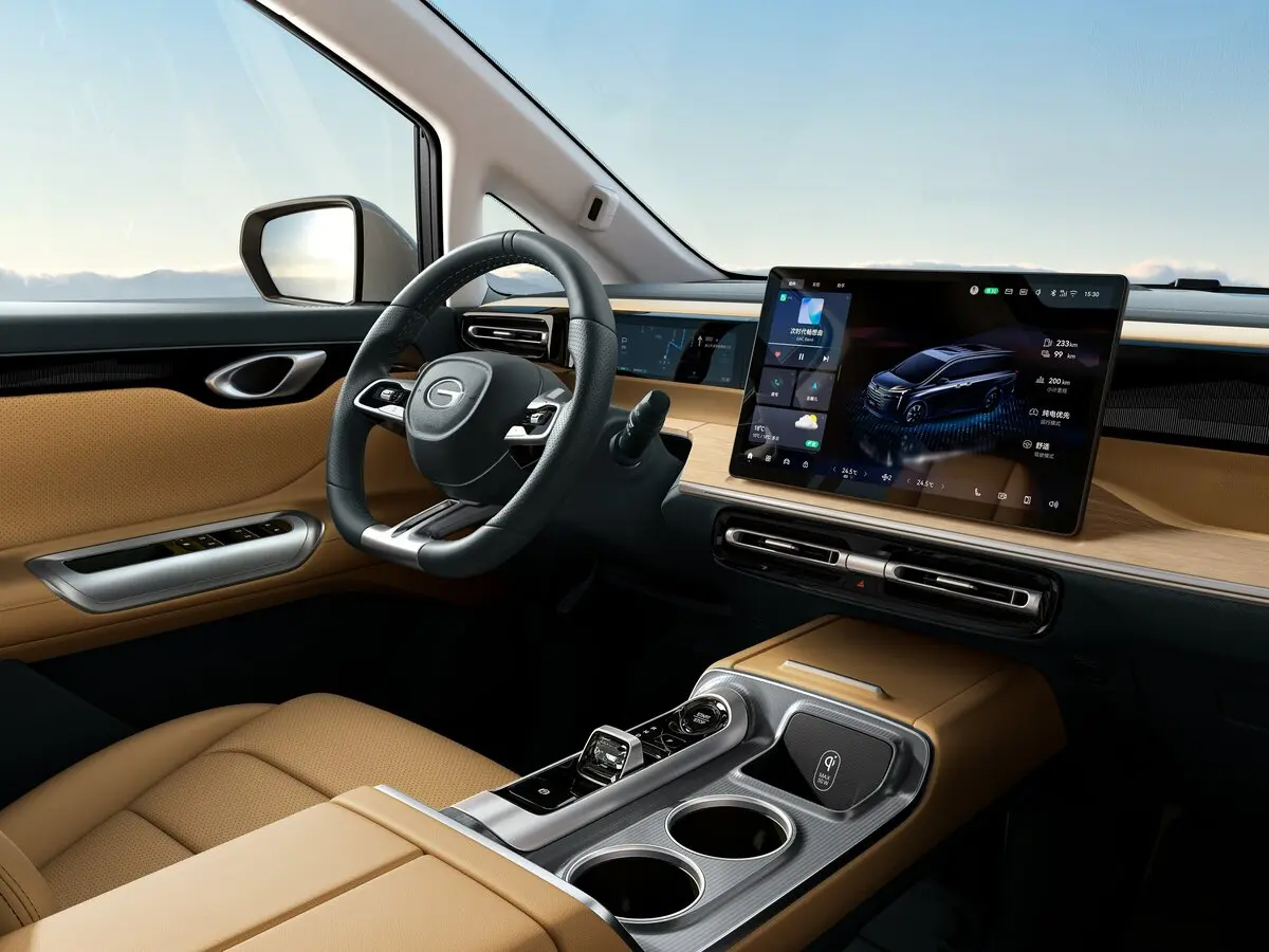 GAC Trumpchi E8 I Минивэн — сүрөт 7