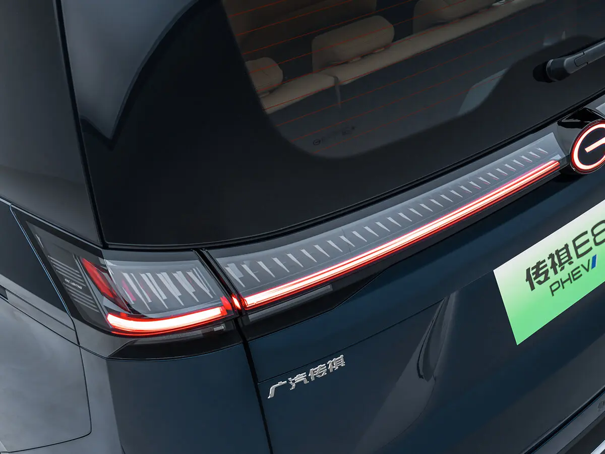 GAC Trumpchi E8 I Минивэн — сүрөт 10