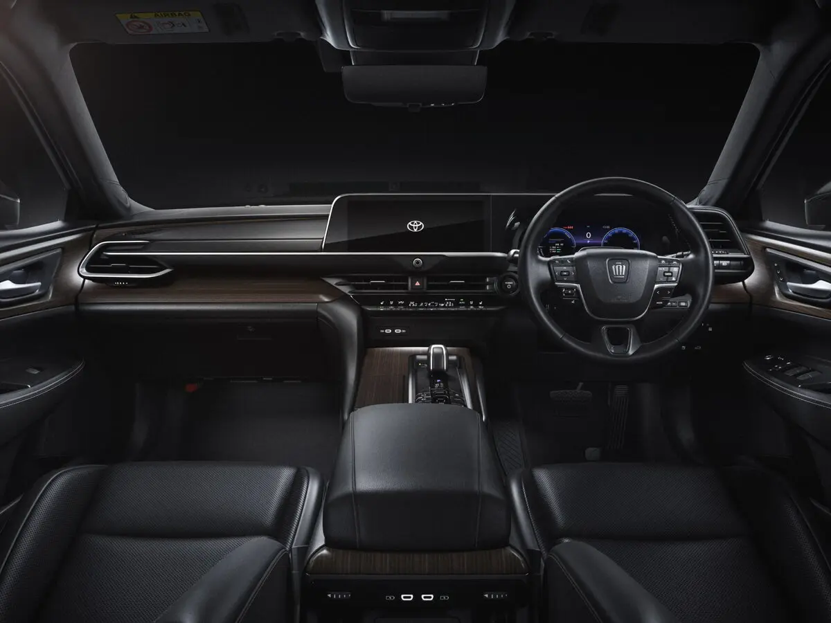 Toyota Crown XVI (S230) Седан Sedan — сүрөт 3