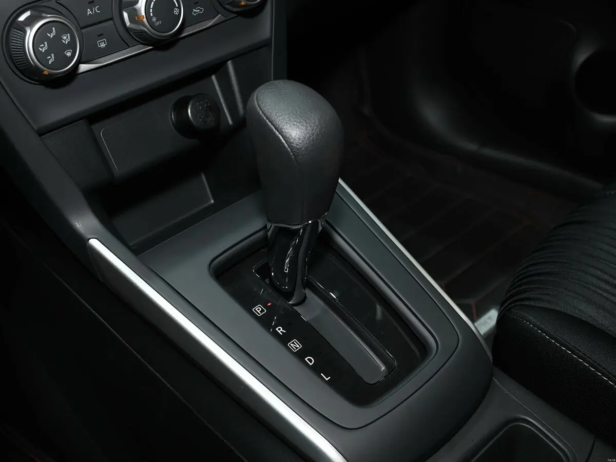Nissan Sylphy III (China Market) Рестайлинг Седан — сүрөт 13