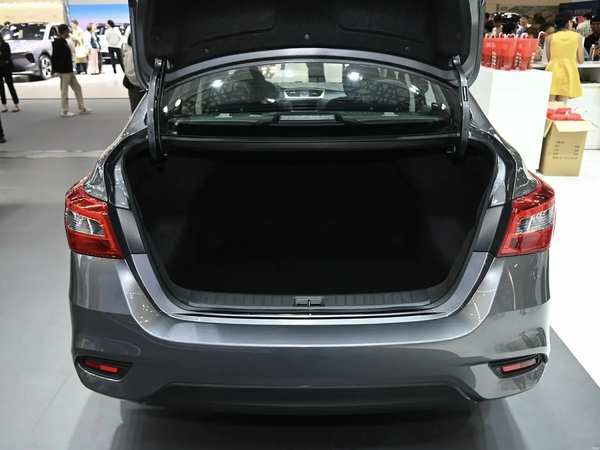 Nissan Sylphy III (China Market) Рестайлинг Седан — сүрөт 14