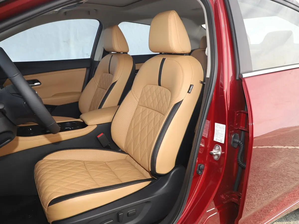 Nissan Sylphy IV (B18) Седан — photo 8