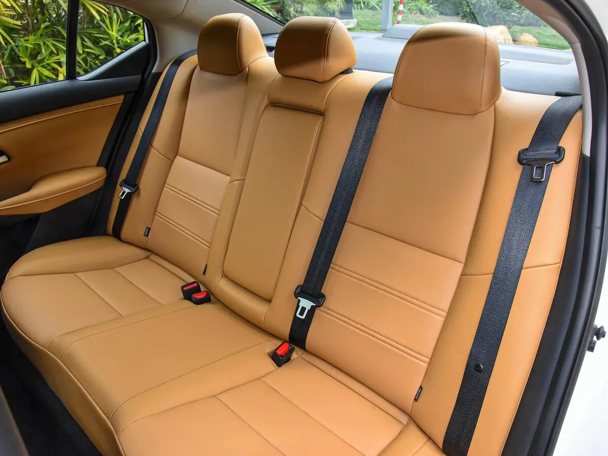 Nissan Sylphy IV (B18) Рестайлинг Седан — сүрөт 11