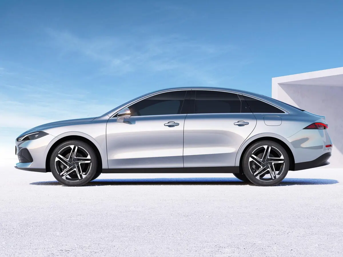 Roewe D7 2023 – н.в. Седан DMH — 照片 2