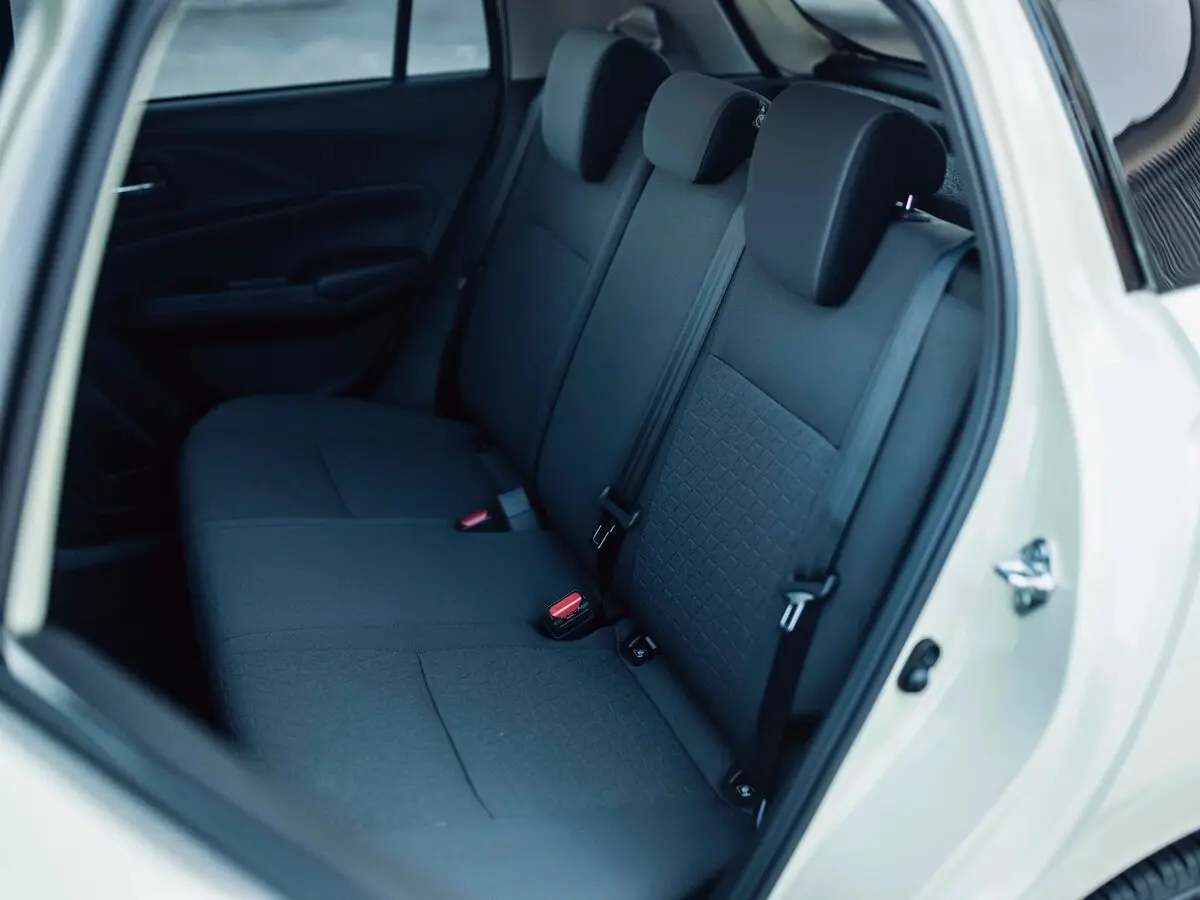 Suzuki Swift VI Хэтчбек 5 дв. — сүрөт 8