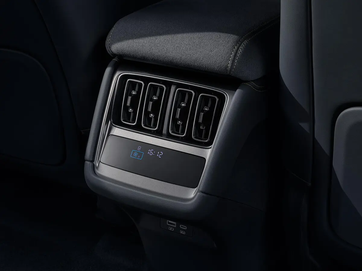 BYD Song L 2023 – н.в. Внедорожник 5 дв. EV — сүрөт 11