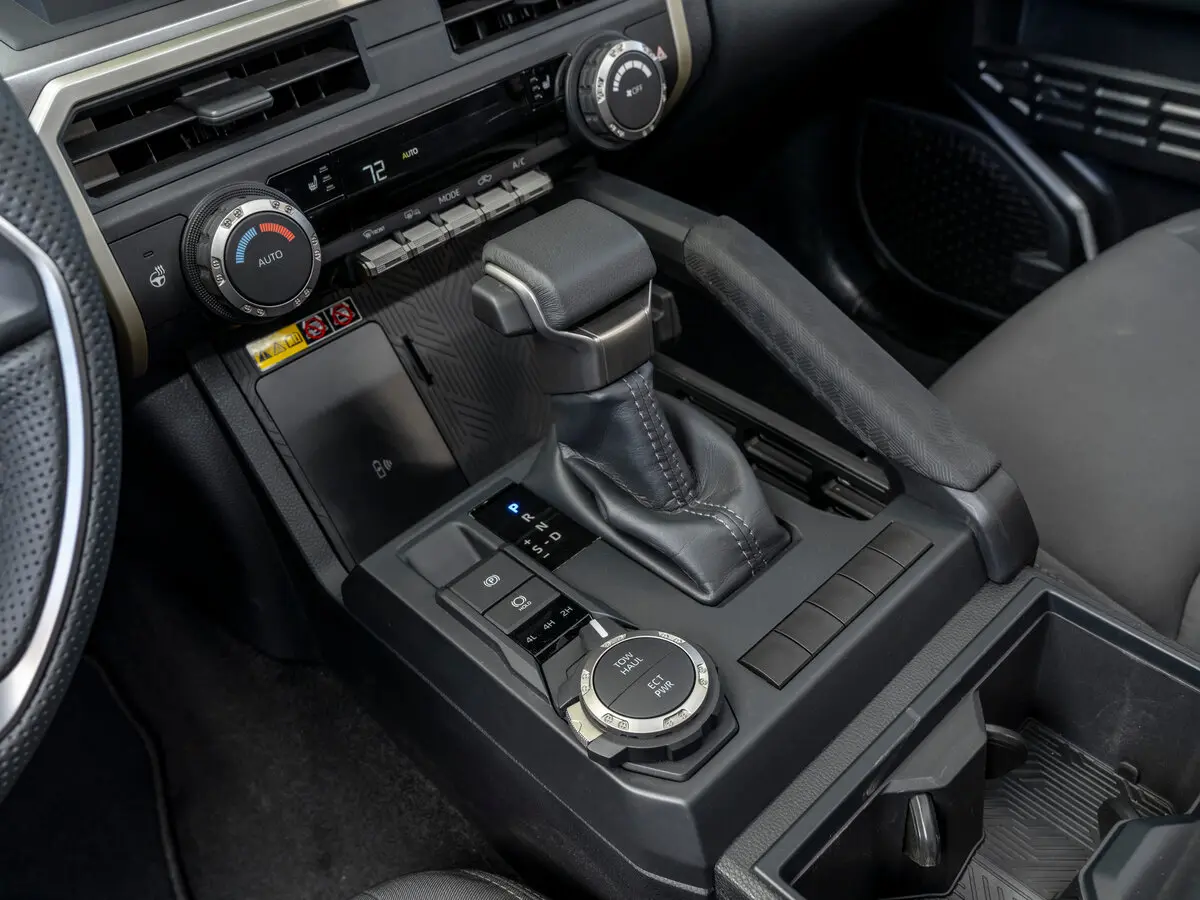 Toyota Tacoma IV Пикап Двойная кабина — сүрөт 11