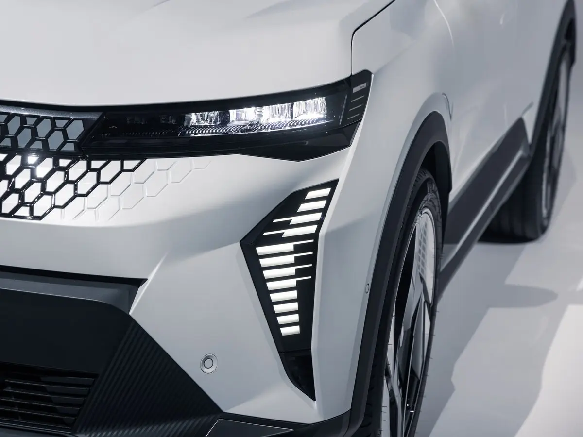 Renault Scenic E-Tech V Внедорожник 5 дв. — сүрөт 11