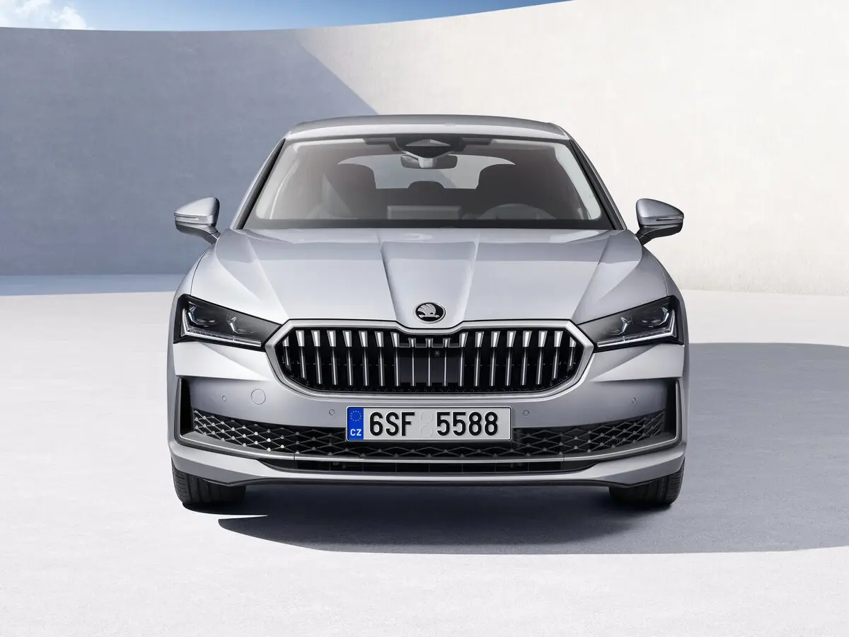 Skoda Superb IV Лифтбек — сүрөт 3