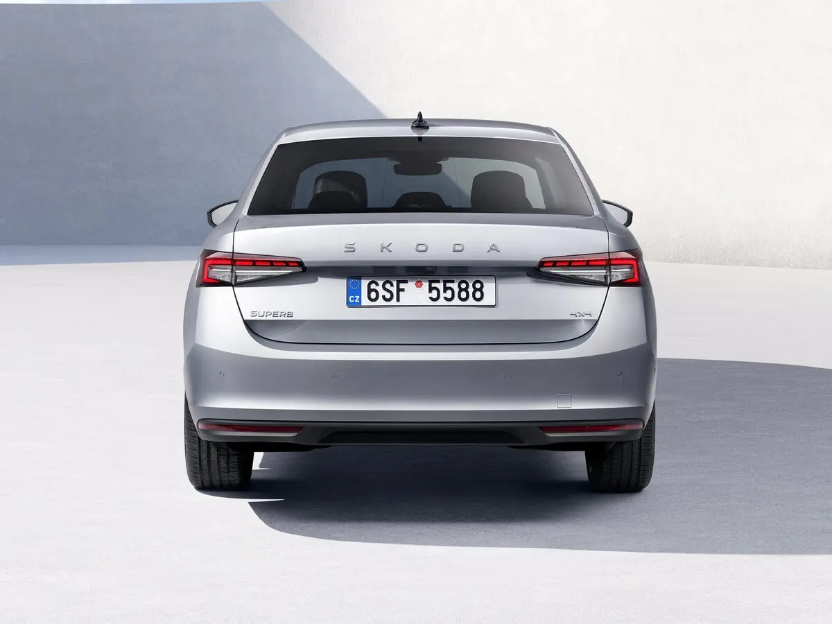 Skoda Superb IV Лифтбек — сүрөт 4