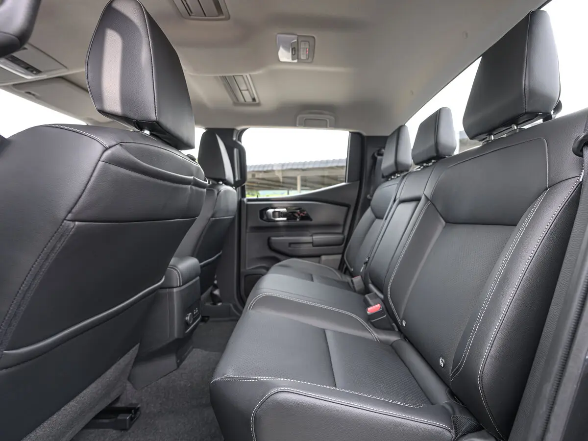 Mitsubishi Triton VI Пикап Двойная кабина — сүрөт 10