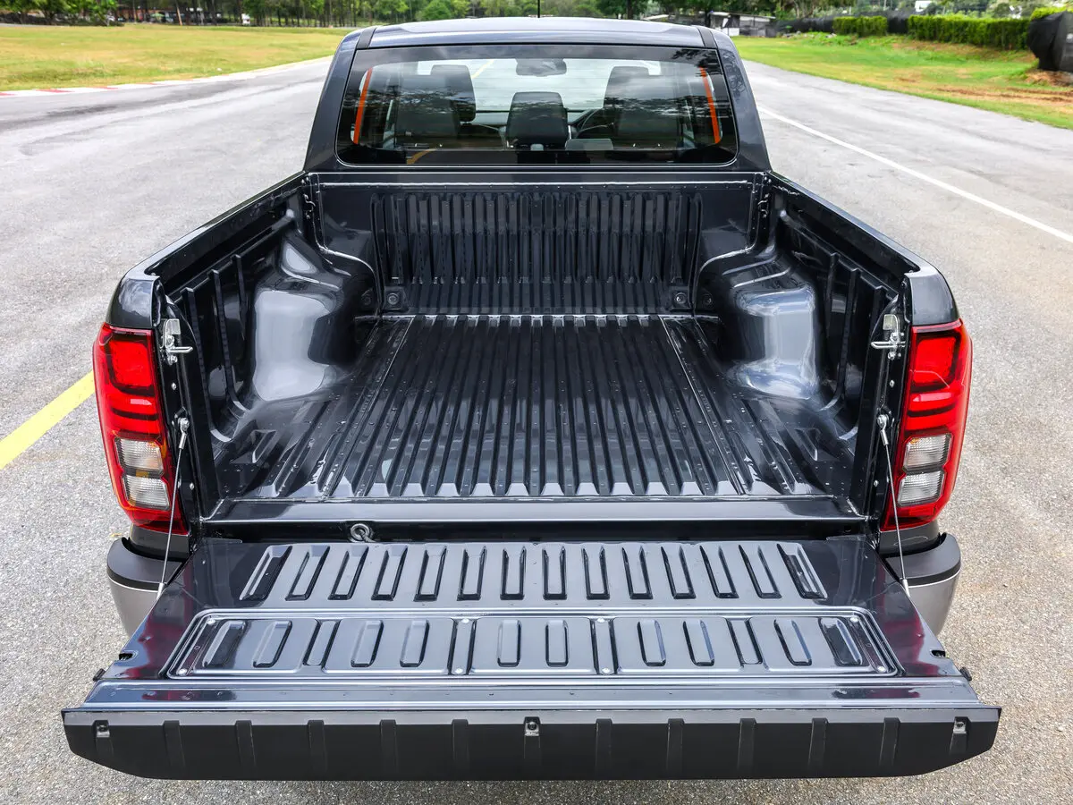 Mitsubishi Triton VI Пикап Двойная кабина — сүрөт 13
