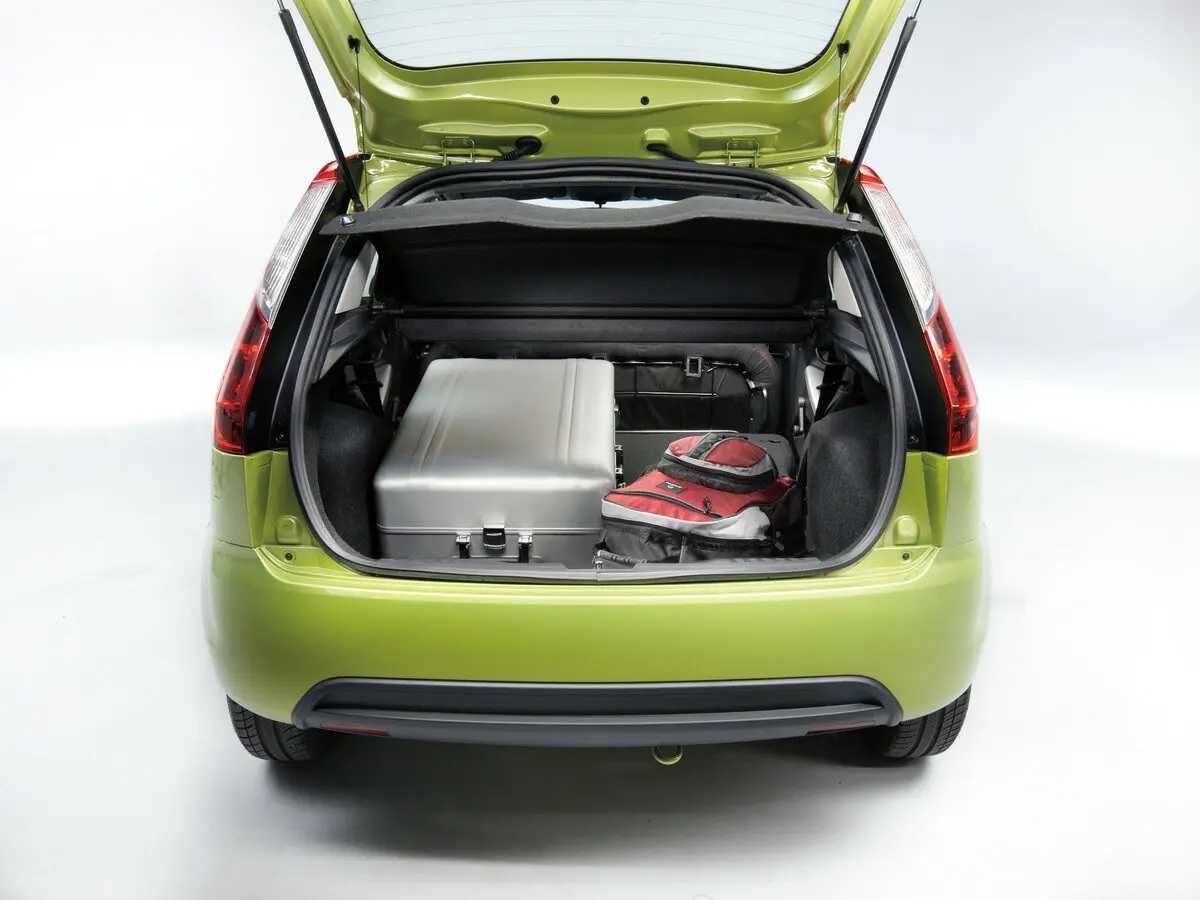 Ford Figo I Хэтчбек 5 дв. — сүрөт 8