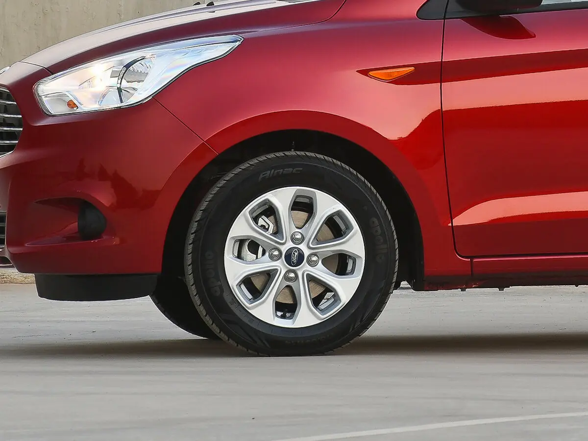 Ford Figo II Седан — сүрөт 14