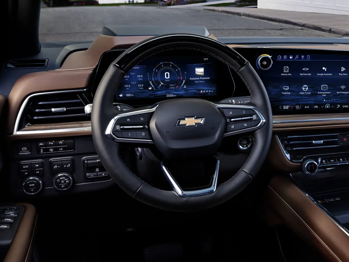 Chevrolet Suburban XII Рестайлинг Внедорожник 5 дв. — сүрөт 8