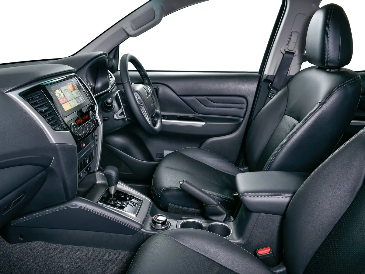 Mitsubishi Triton V Рестайлинг Пикап Двойная кабина — photo 7