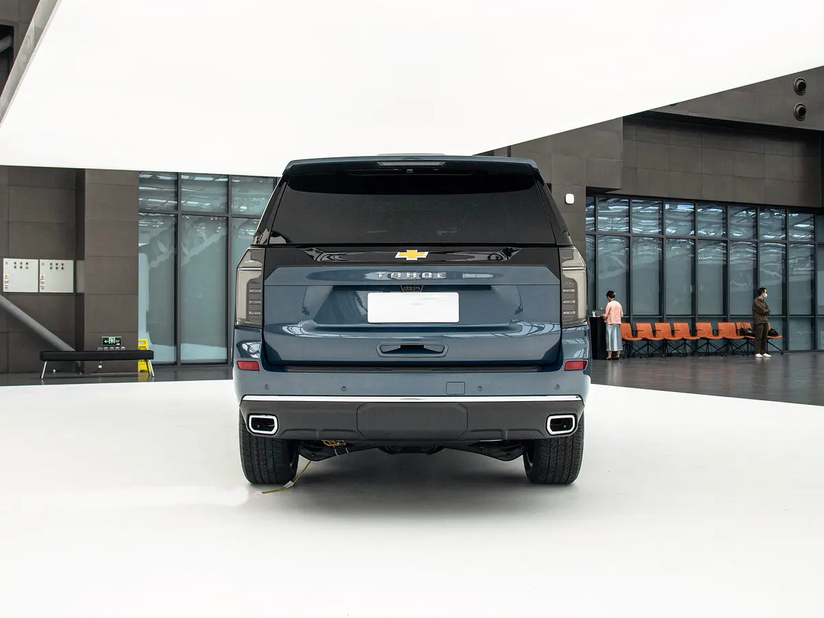 Chevrolet Tahoe V Рестайлинг Внедорожник 5 дв. — сүрөт 4