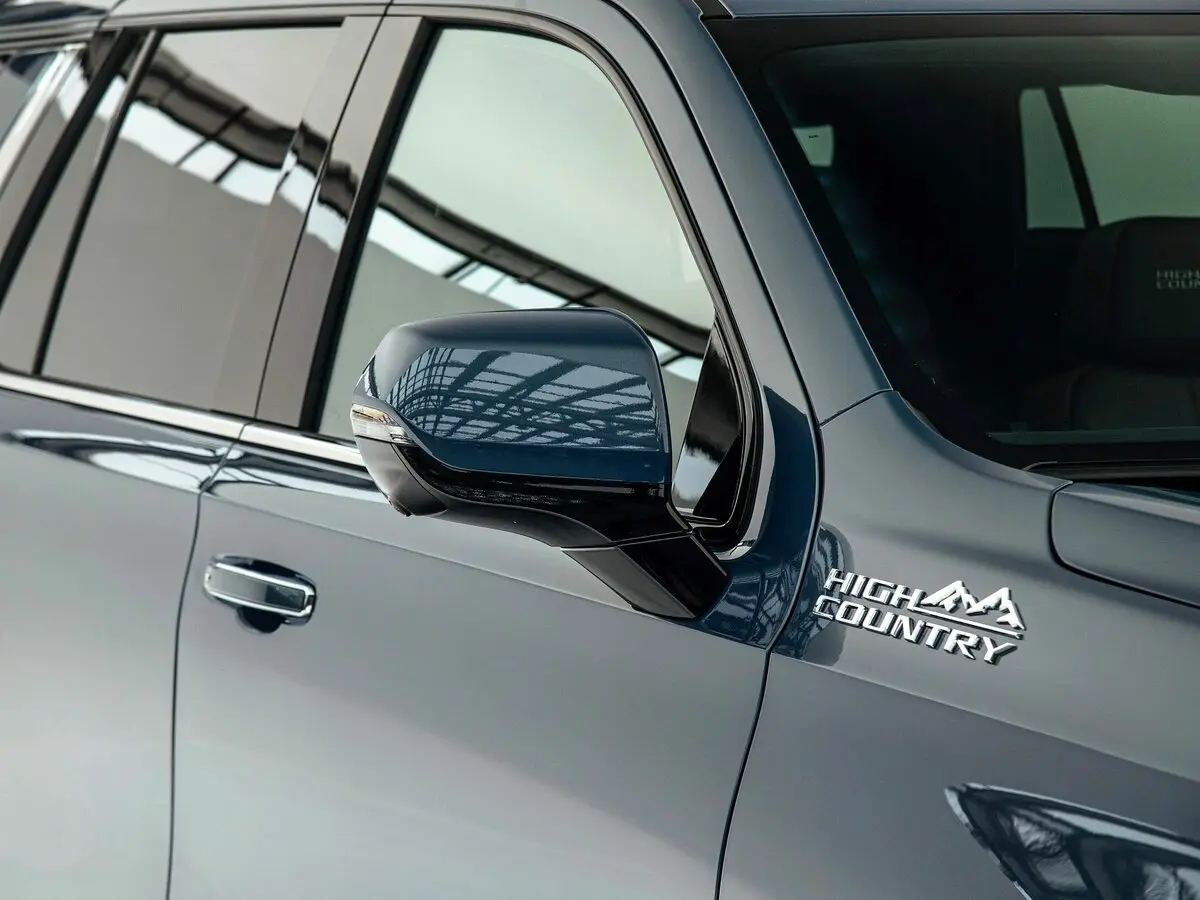 Chevrolet Tahoe V Рестайлинг Внедорожник 5 дв. — сүрөт 14
