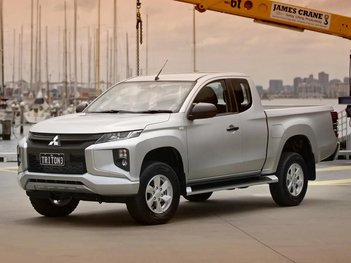 Mitsubishi Triton V Рестайлинг Пикап Полуторная кабина
