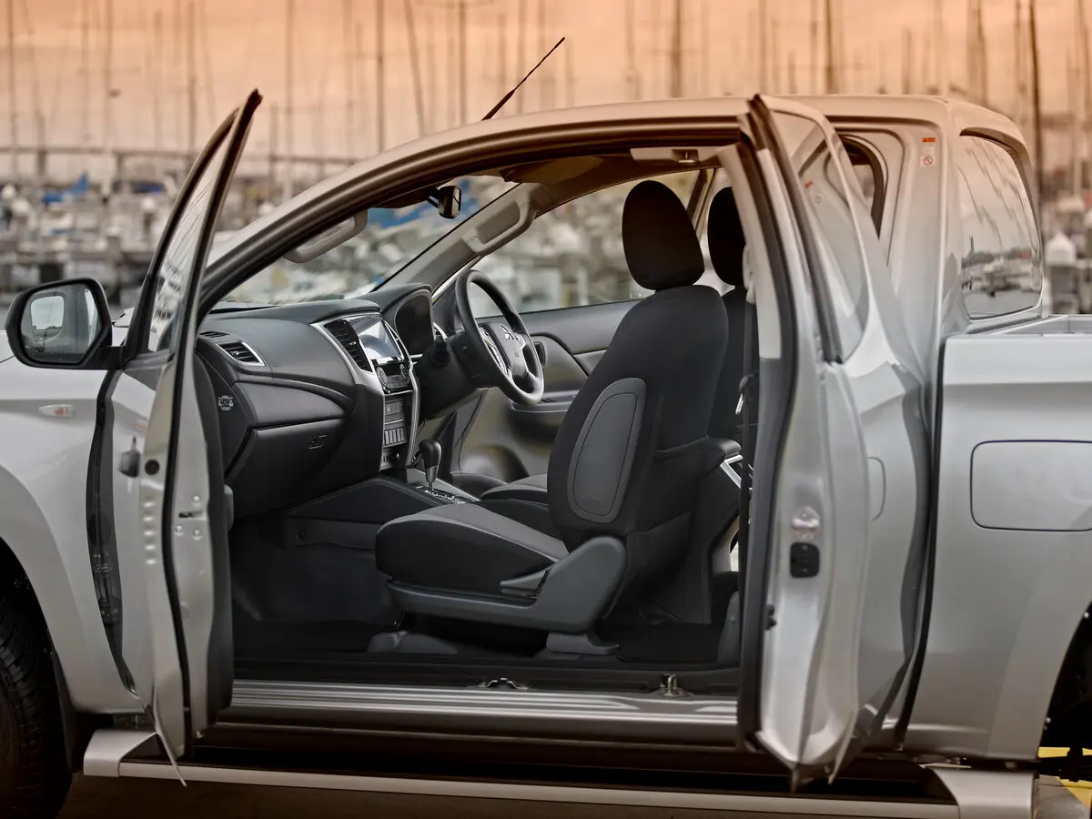 Mitsubishi Triton V Рестайлинг Пикап Полуторная кабина — сүрөт 6