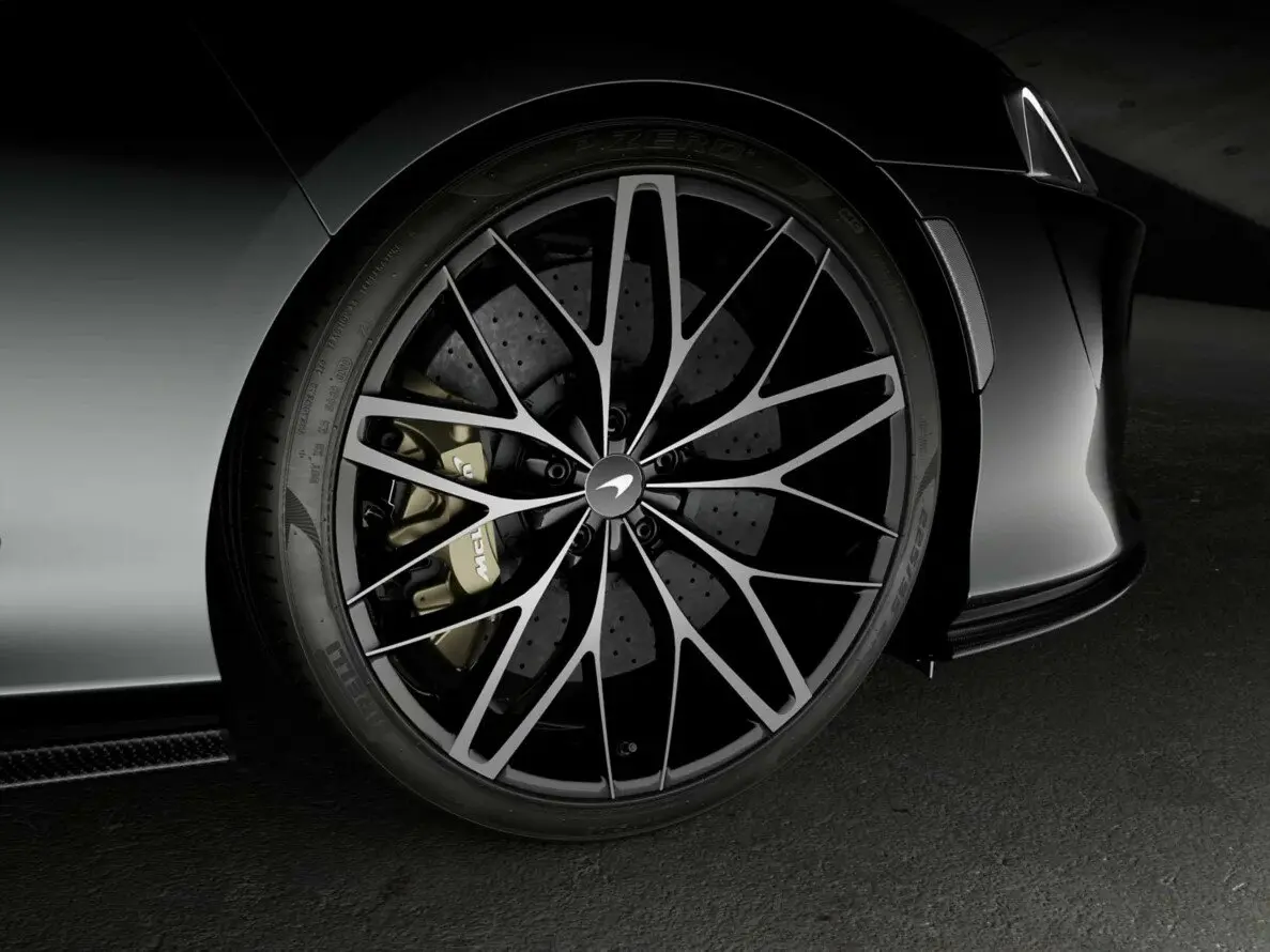 McLaren GTS 2024 – н.в. Купе — photo 12