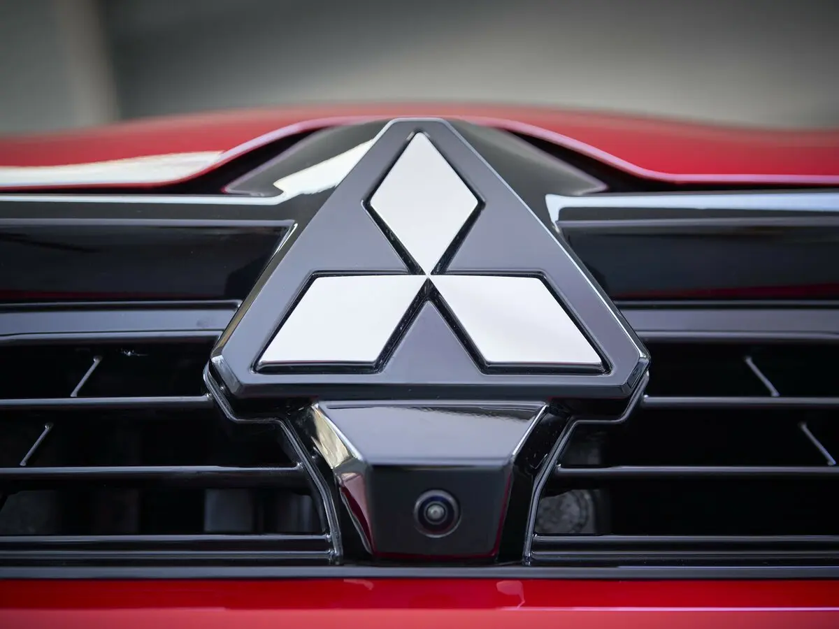 Mitsubishi Colt VII Хэтчбек 5 дв. — 照片 8