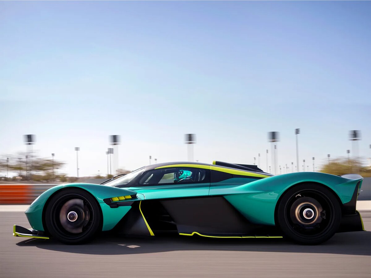Aston Martin Valkyrie 2021 – 2024 Купе — фото 2