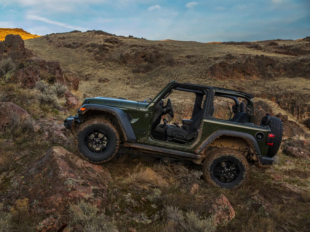 Jeep Wrangler IV (JL) Рестайлинг Внедорожник 3 дв. — фото 2