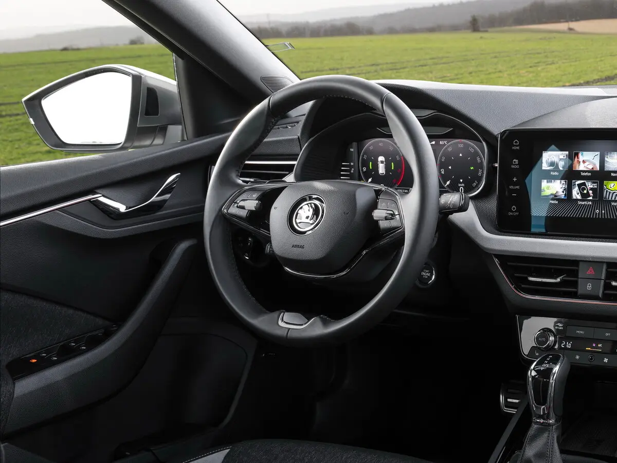 Skoda Scala I Рестайлинг Хэтчбек 5 дв. — сүрөт 8