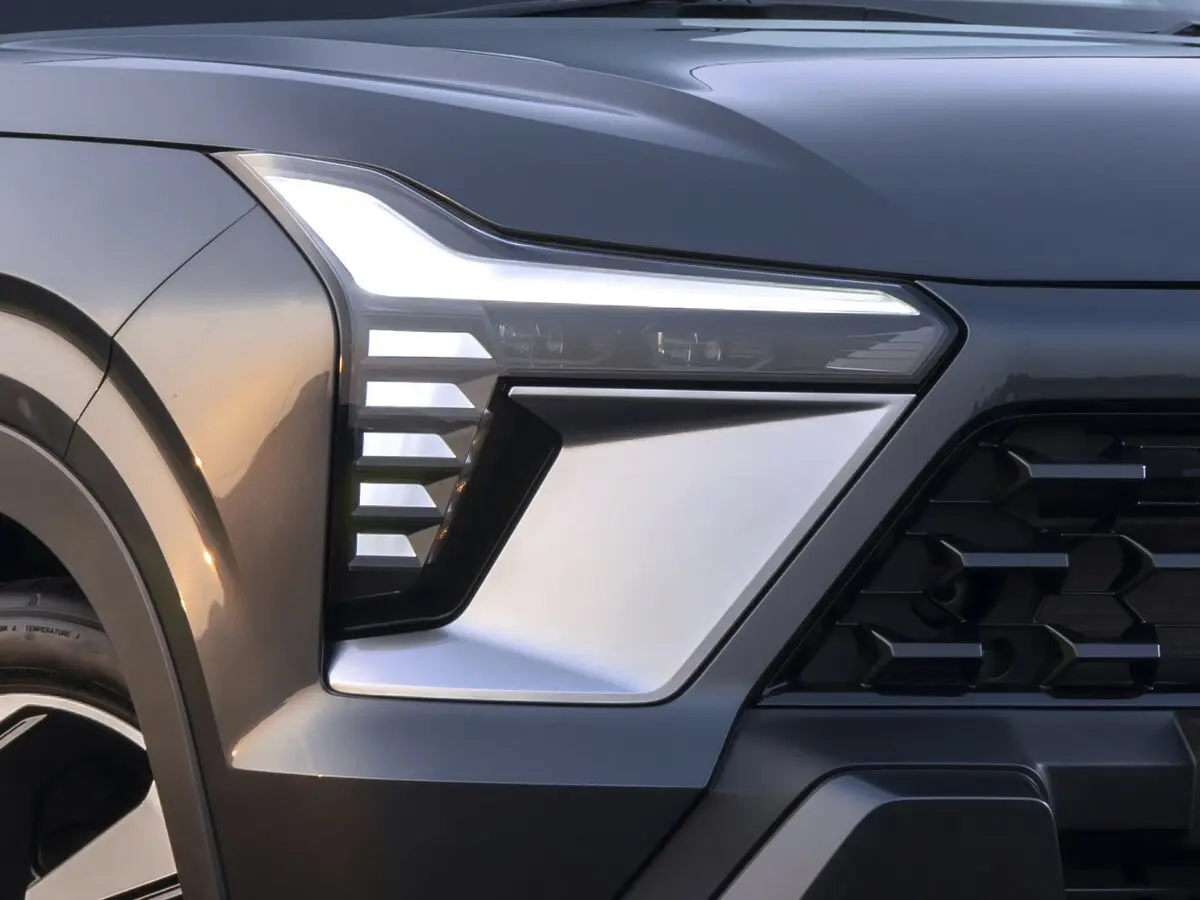 Mitsubishi Xforce 2023 – н.в. Внедорожник 5 дв. — сүрөт 13